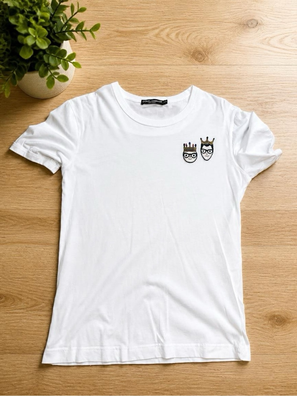 D&G fashion White Tee with Crowned Face Embroidery